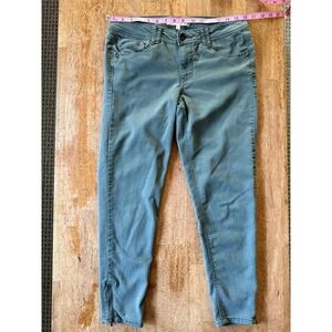 Green democracy Jeans